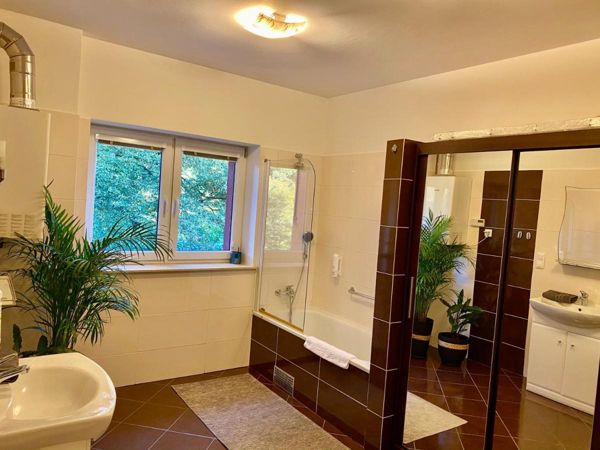 Las Slupski Premium Apartament Nr6 Wifi Netflix Smart Tv50 Two Bedrooms Two Extra Large Double Beds Up To 6 People Full Pleasure Quality Stay (Adults Only) Экстерьер фото